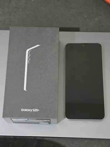 Samsung Galaxy S25 Plus 256GB Prata