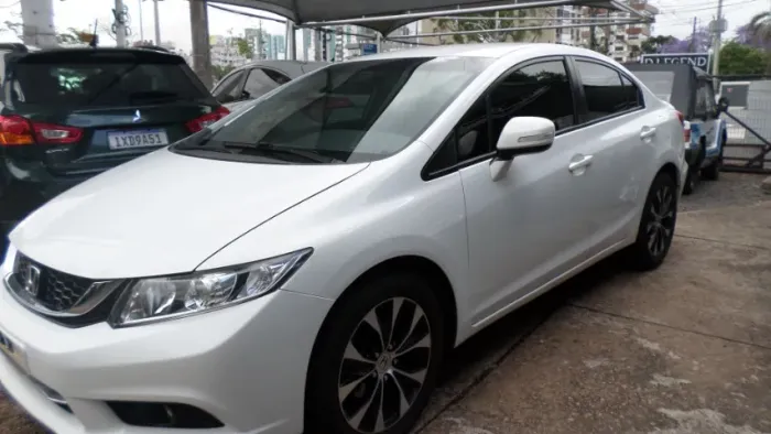 Honda Civic Sedan LXR 2.0 Flexone 16V Aut. 4P 2016