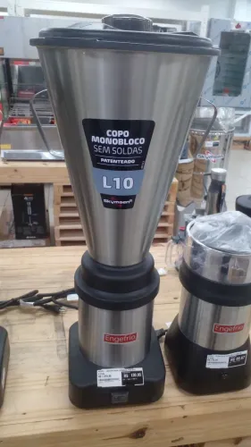 LIQUIDIFICADOR INDUSTRIAL DE 10 LITROS, DA MARCA SKYMSEN, NOVO,, PROMOÇÃO!!!!
