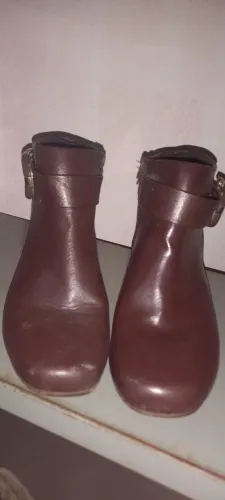 bota baixa marrom tam 35 há mais modelos e tamanhos zap 11- *