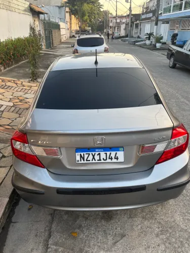 Honda Civic Sedan LXS 1.8/1.8 Flex 16V Mec. 4P 2012