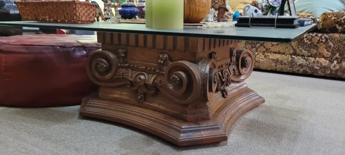 Mesa de Centro de Madeira torneada+Tampo Vidro