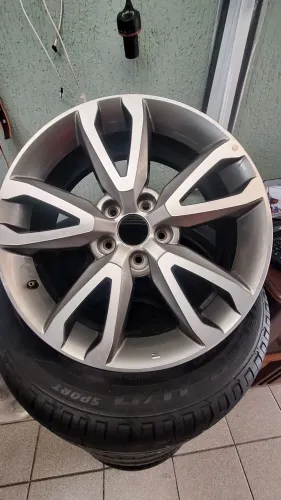 Rodas aro 18 pneus meia vida