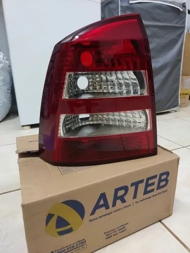 Lanterna traseira original Astra sedan 2003 a 2011