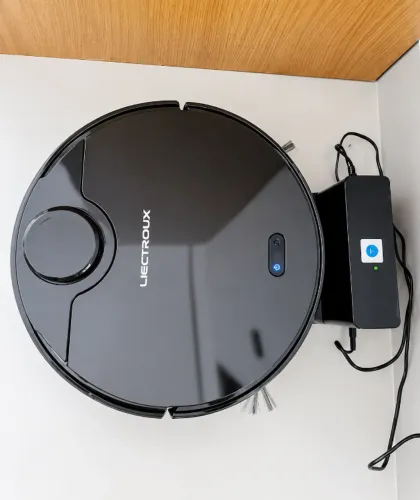 Robô Aspirador Passa Pano Liectrolux ZK901