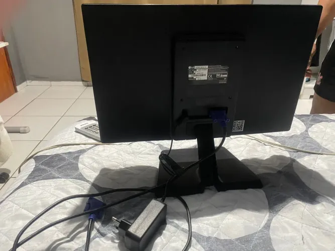 Monitor Lg 18.5?