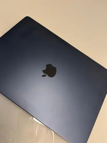 MacBook Air M2 15 2023 Midnight 8 GB RAM e SSD 256 GB