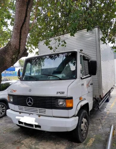 VENDO CAMINHÃO MERCEDES 710