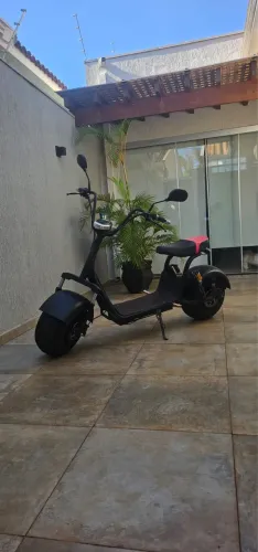 Vendo scooter elétrica excelente estado e baixa quilometragem R$ 7.000