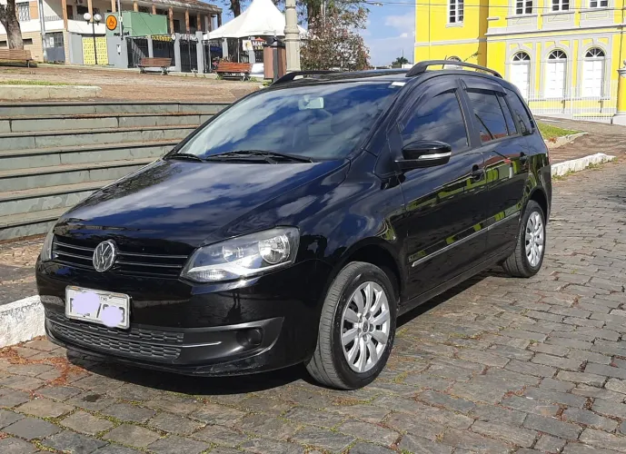 Volkswagen Spacefox 1.6/ 1.6 Trend Total Flex 8V 5P 2011