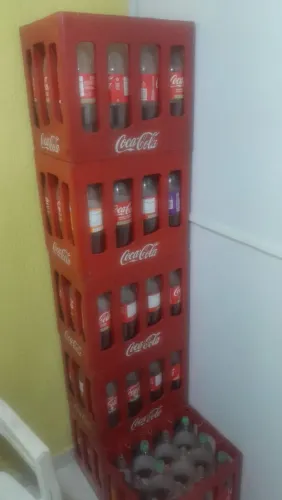 5Caixas de coca cola retornável 2lt