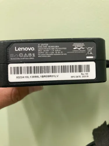 Carregador de Notebook Lenovo