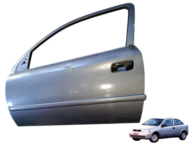 Porta Esquerda Chevrolet Astra Hatch 2001 C/ Detalhe Dianteira Esquerda Prata