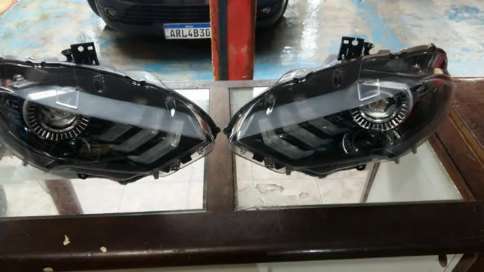 Farol mustang gt 2017 2018 2019 2020