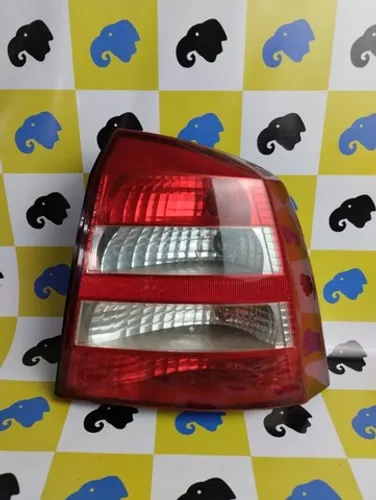 Lanterna Traseira Direita Gm Astra Hatch 1999-2011 Detalhe