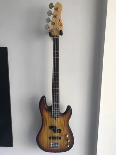Baixo Precision KDIAS