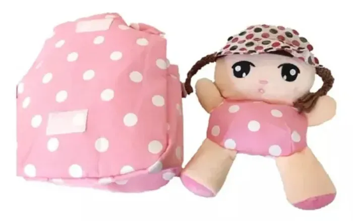 Mini Mochila de Tecido + Boneca de Pano à Pronta Entrega