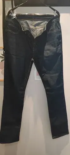 Calça Levis 44
