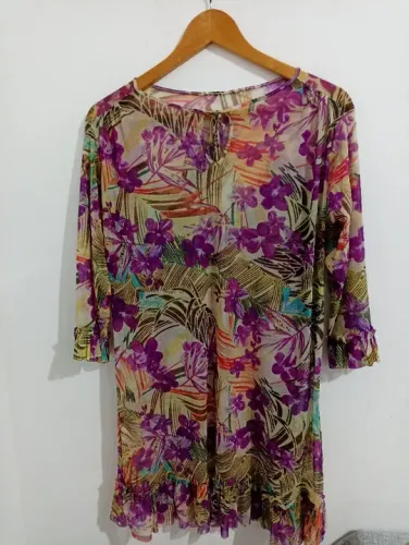  saída de praia colorida   