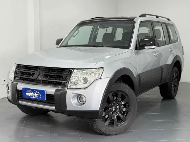 Mitsubishi Pajero HPE Full 3.2 4X4 T.i.dies. 5P AUT 2011