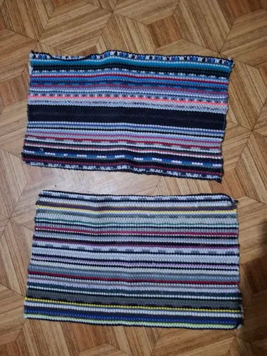 2 Tapetes coloridos