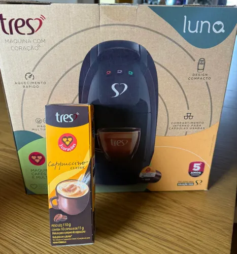 Cafeteira Três corações LUNA