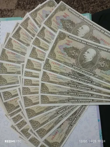 Lote de 5 Cruzeiros - Brasil