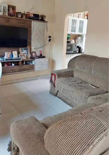 VENDE-SE NO TENONE (D)