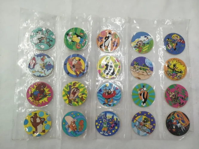 Antigo coleção de tazo Pernalonga e seus amigos