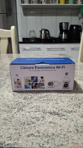 Vendo 01 câmera de segurança tomada valor 40 Reais