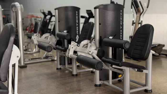 VENDE-SE ACADEMIA COMPLETA - EM PLENO FUNCIONAMENTO