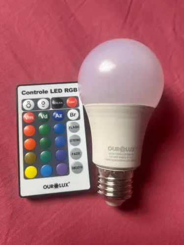 Lâmpada Led colorida 