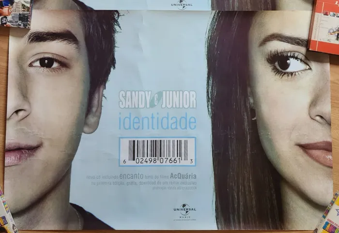 Poster Sandy e Junior Identidade