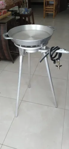 Fogareiro Tripé de Alumínio + Paejeira