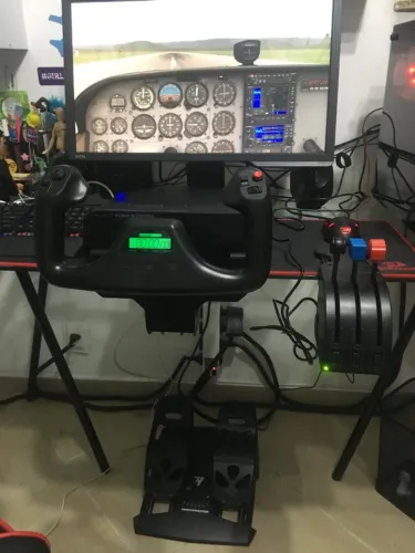 Kit simulador de avião (manche + manete + pedal)
