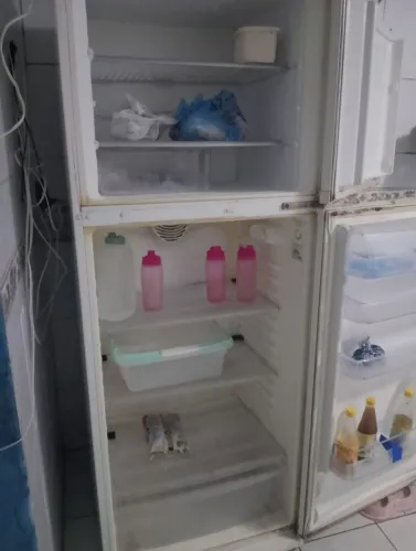 Geladeira continental 