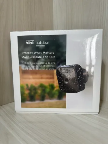 Câmera Blink Outdoor Kit 3 Unidades + 1 Câmera Mini