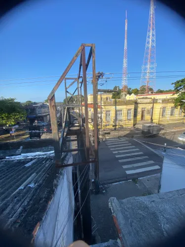 Vendo Outdoor de ferro (estrutura)