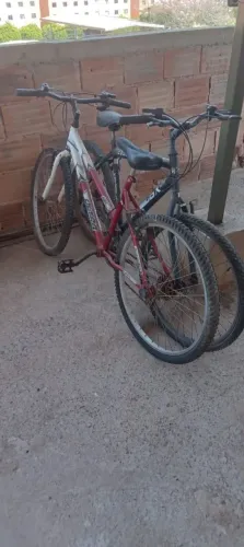 Vendo duas bicicleta funcionado.