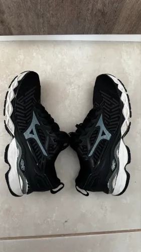 Tênis Mizuno
