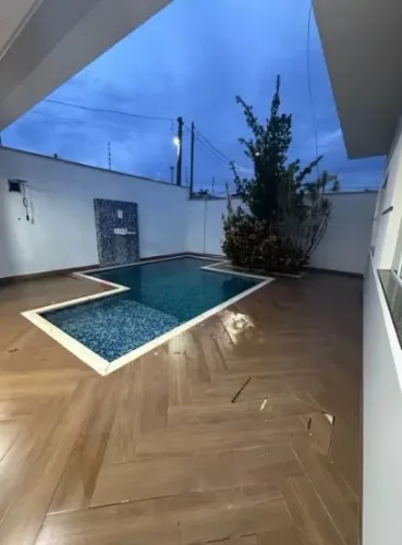 CASA A VENDA EM NEOPOLIS /G 58