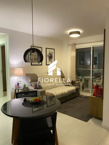 Apartamento 02 dormitórios, sendo 01 suíte no bairro Campinas - São José/SC