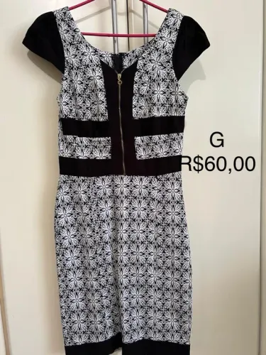 Vestido preto e branco estampado tamanho G