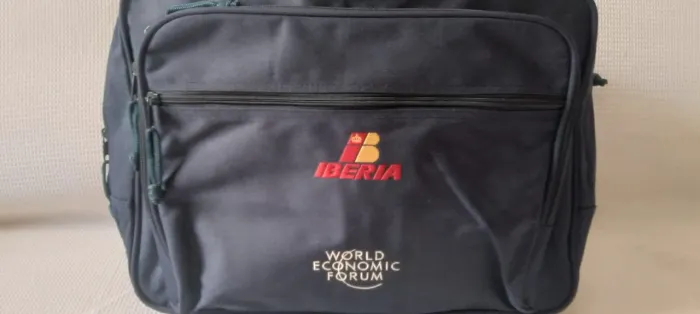 Bolsa grande cia aérea Iberia