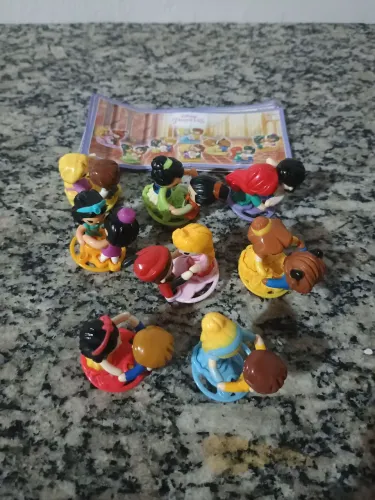 Coleção Disney Princess - Kinder Ovo