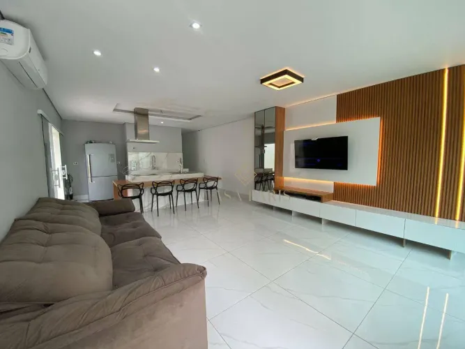 Casa com PISCINA e 3 dormitórios à venda, 133 m² por R$ 1.500.000 - Vila Guilhermina - Pra