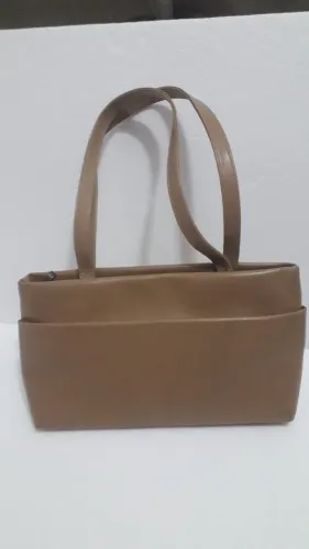 Bolsa feminina Anne Claude da Barezzi seminova