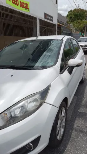 Ford Fiesta 1.6 16V Flex Mec. 5P 2016