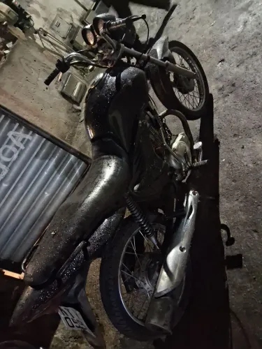 Titan 150 2010 sucata!