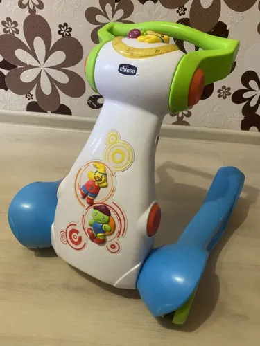 OAndador Chicco First Steps - Brinquedo toca música sou de Itaquera Infantil